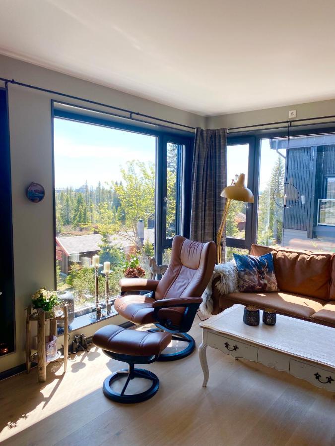 Leilighet Med Panoramautsikt Sjusjoen Innendors Parkering Екстериор снимка