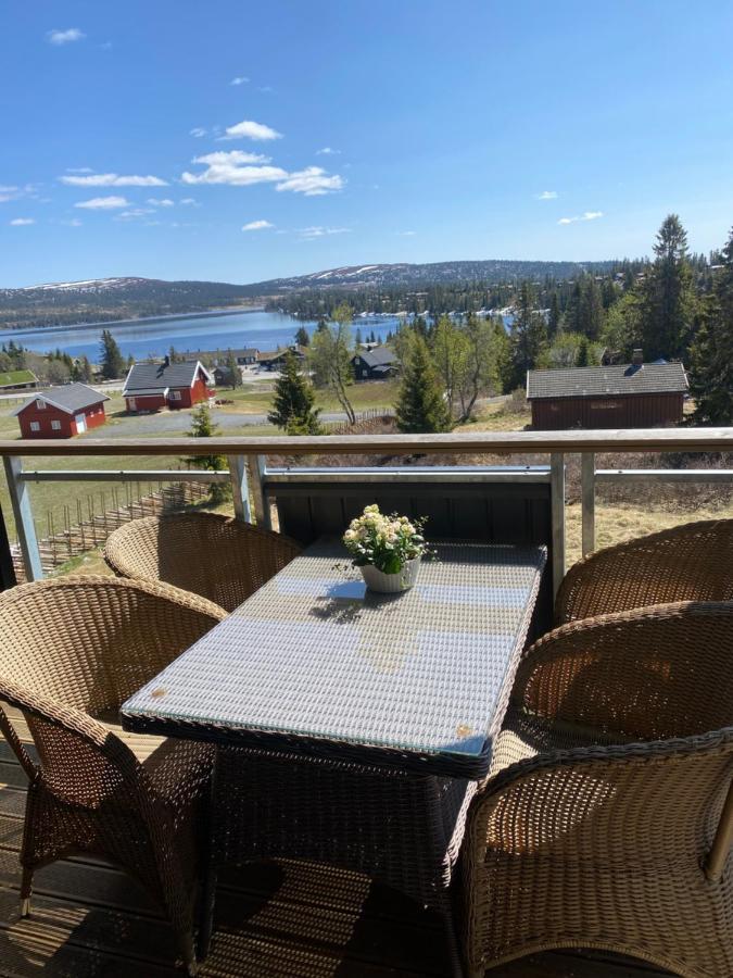 Leilighet Med Panoramautsikt Sjusjoen Innendors Parkering Екстериор снимка